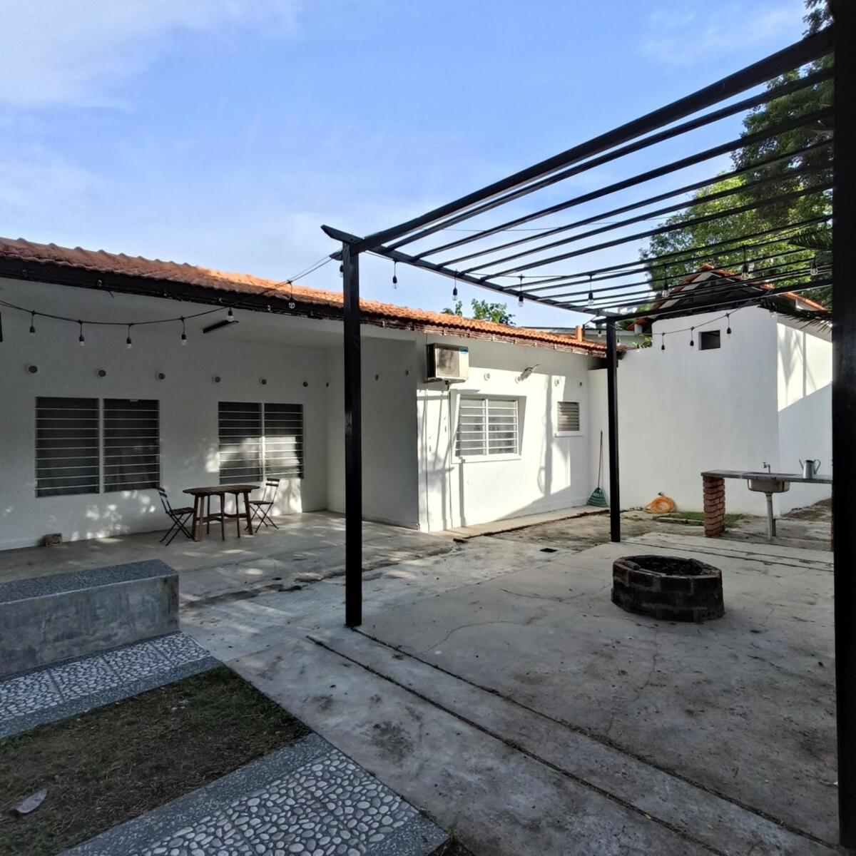 Tg103A Pet Friendly 15Pax, Near Beach Side Tanjung Bungah  Exterior foto