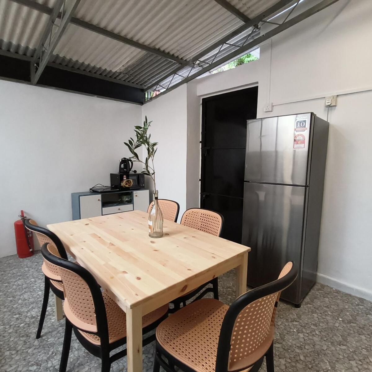Tg103A Pet Friendly 15Pax, Near Beach Side Tanjung Bungah  Exterior foto