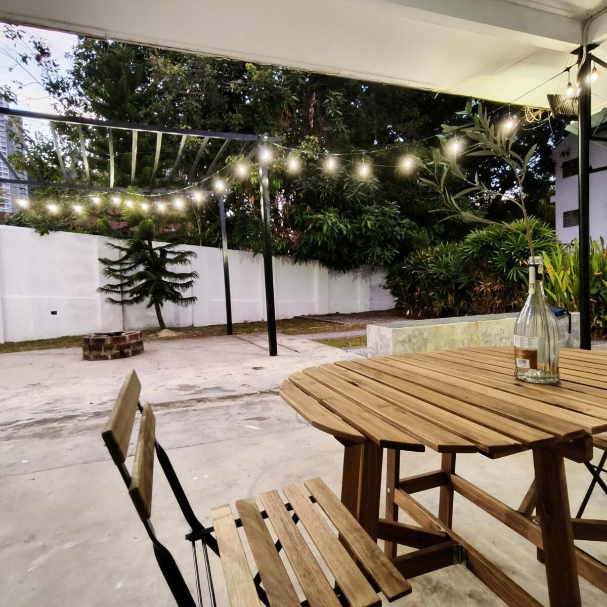 Tg103A Pet Friendly 15Pax, Near Beach Side Tanjung Bungah  Exterior foto