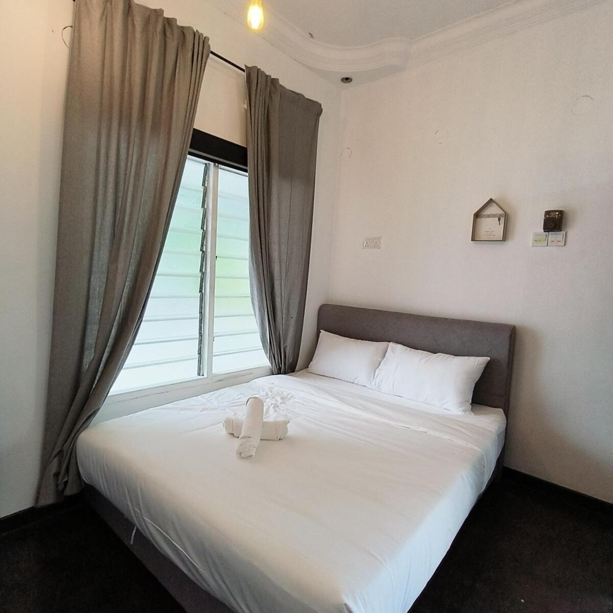 Tg103A Pet Friendly 15Pax, Near Beach Side Tanjung Bungah  Exterior foto